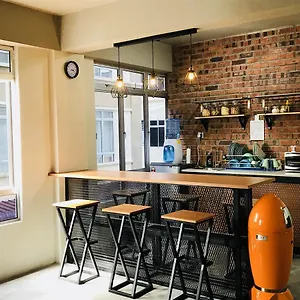 Hostal The Good Travelers - Kl Airport, Sepang